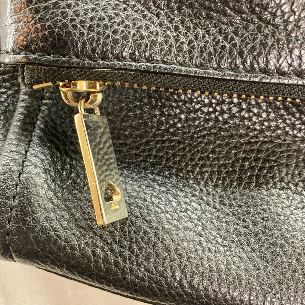 Kate Spade Black Leather Crossbody Bag Gold Hardware‎ Flap Closure